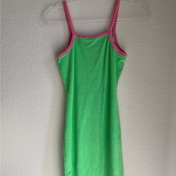 Terry Cloth Pink and Green Keyhole Dress - Picture 4 of 6
